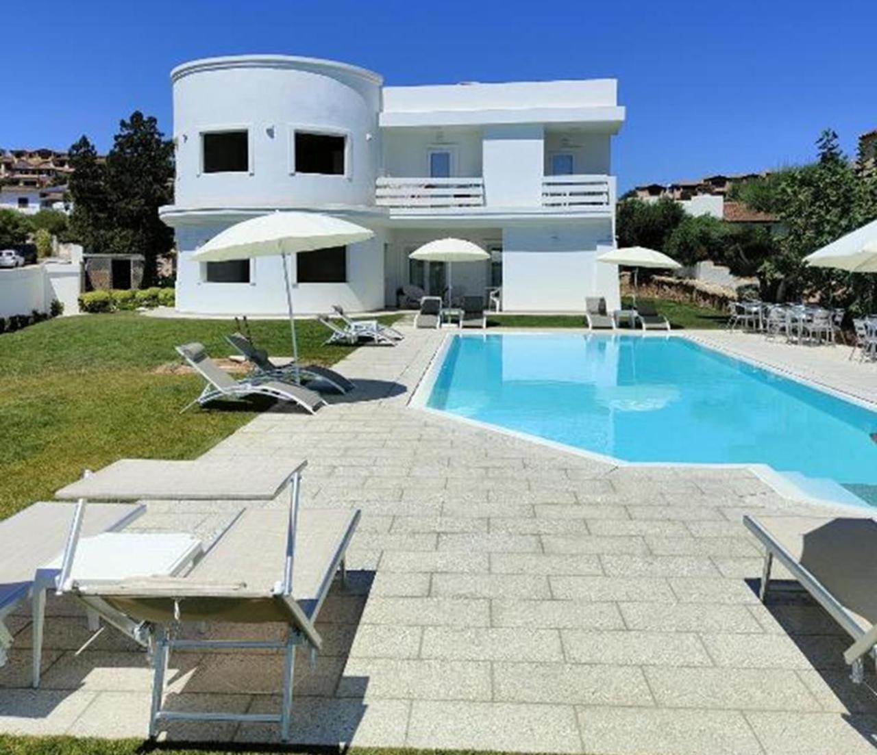 Al Mare Da Francesca Hotell Olbia Exteriör bild