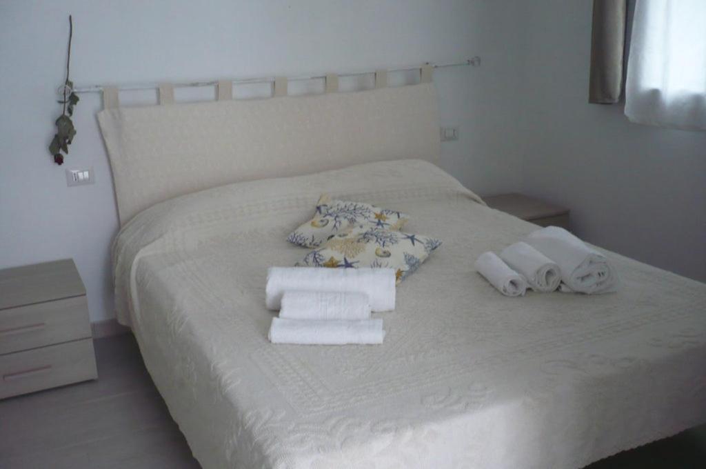Al Mare Da Francesca Hotell Olbia Exteriör bild